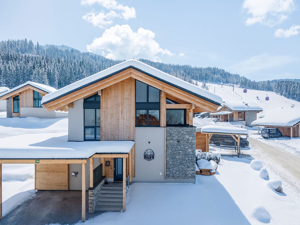 Holiday Home Exterior [winter]