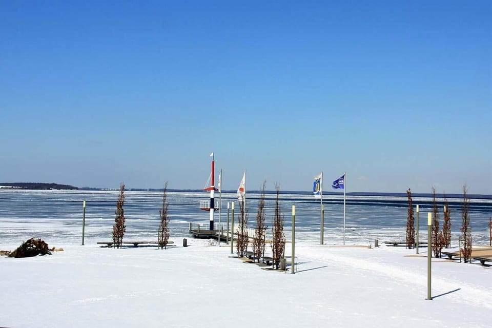 Surroundings [winter] (1-5 km)