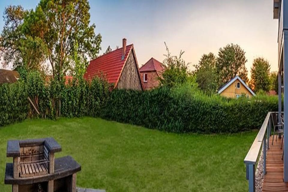 Garden [summer]