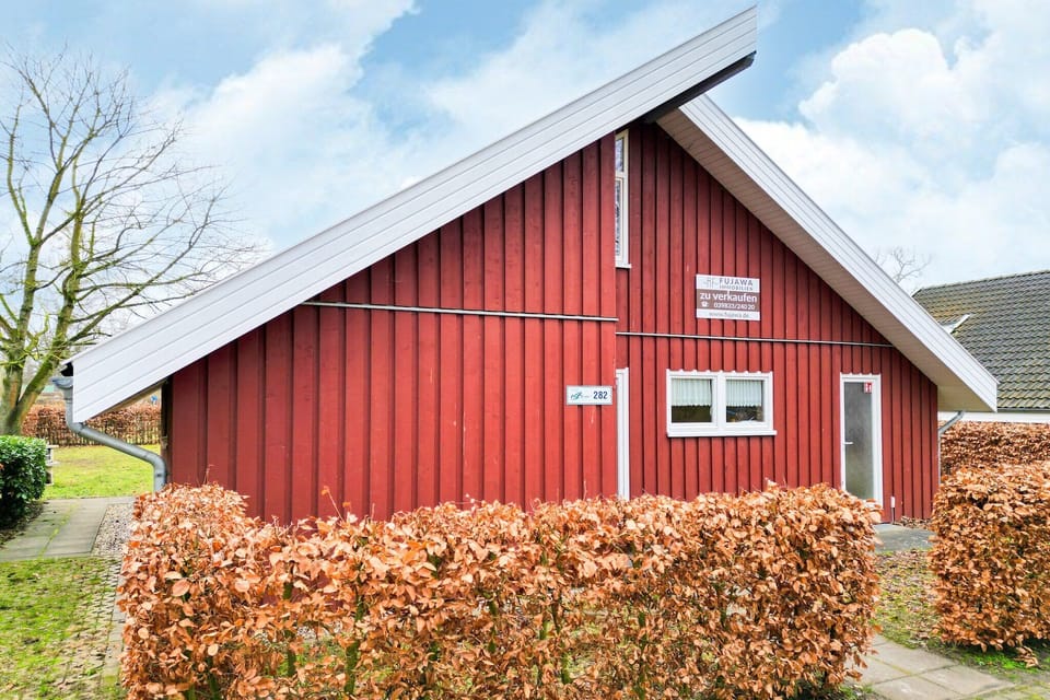 Holiday Home Exterior [summer]