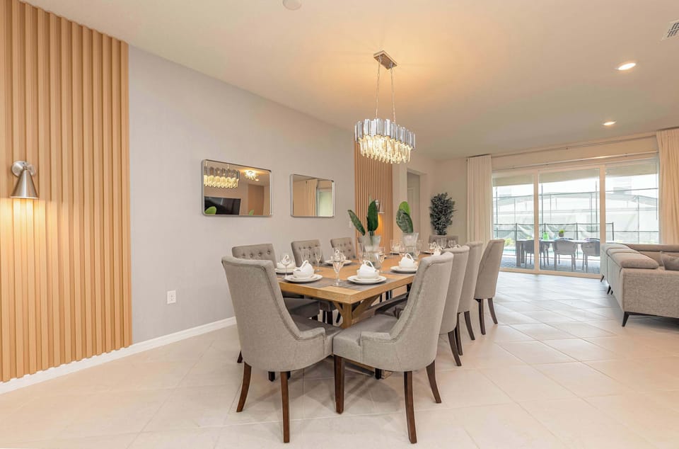 Dining area with ample space for 10 people.