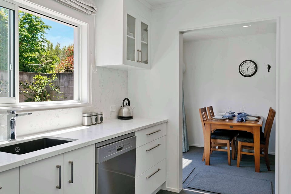 Unit 3 - Kitchen & Dinning Area
