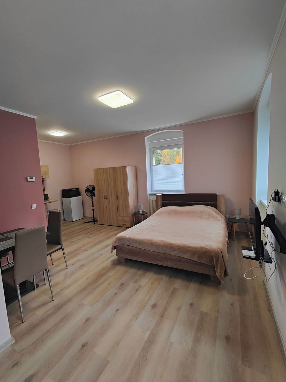 Nefretete - Bedroom (2)