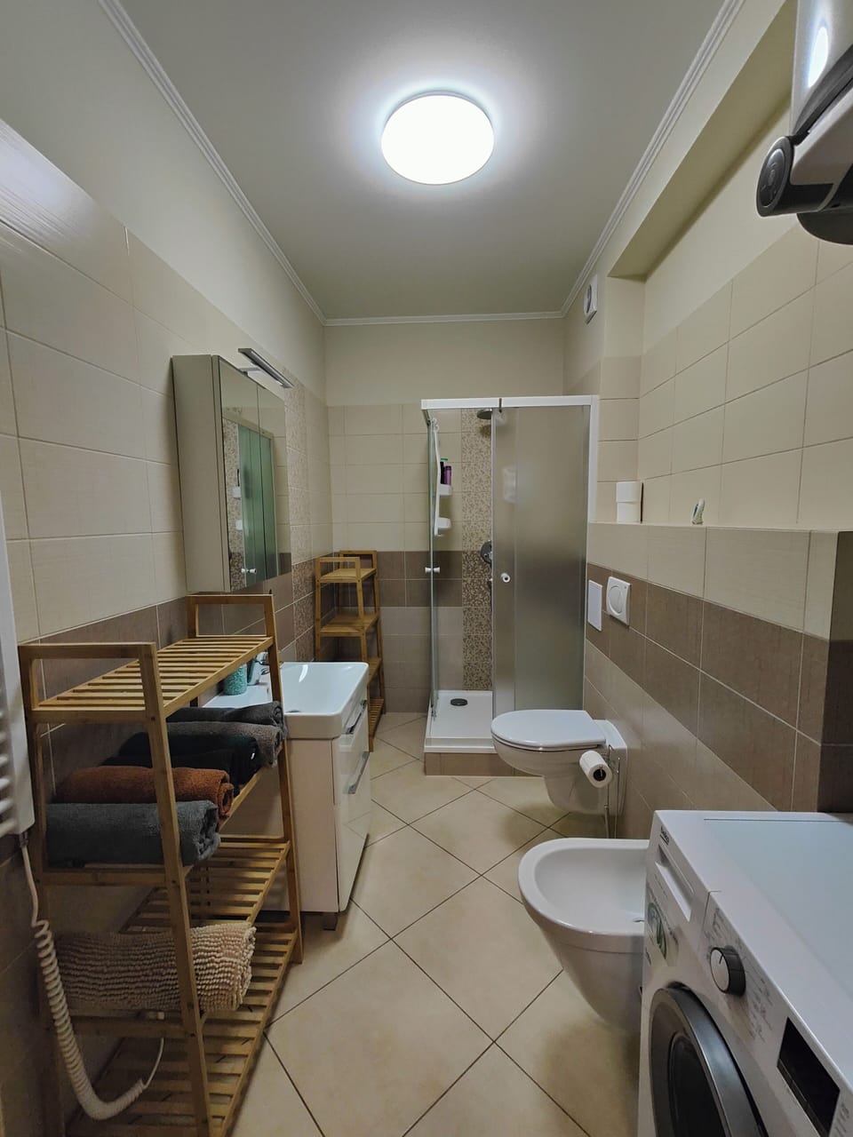 Jubilant - Bathroom