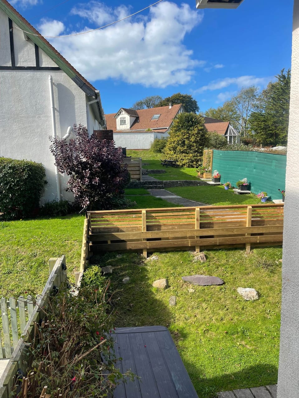 Enclosed garden