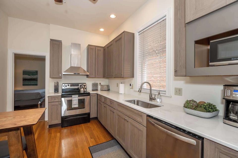 Fully furnished and equipped kitchen