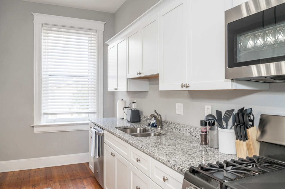 Fully equipped kitchen