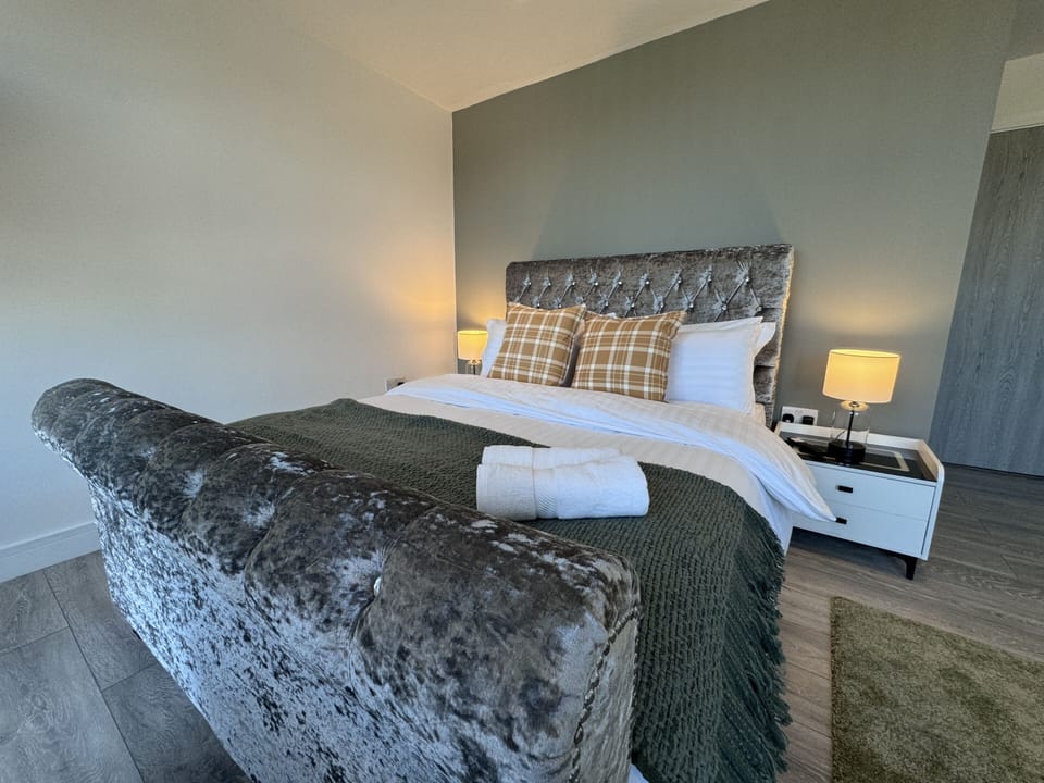 Whole Bedroom 