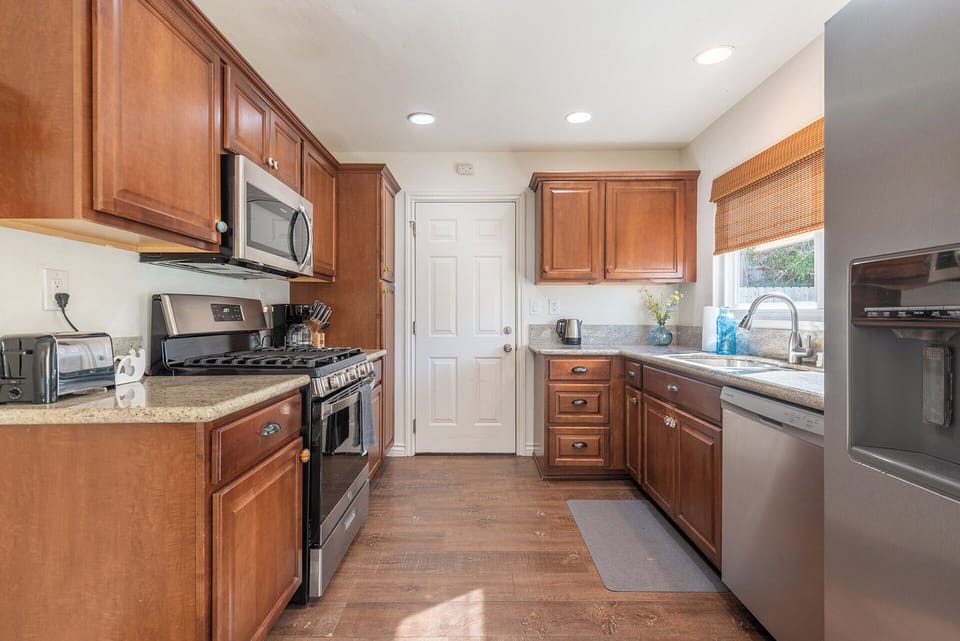 Fully equipped kitchen