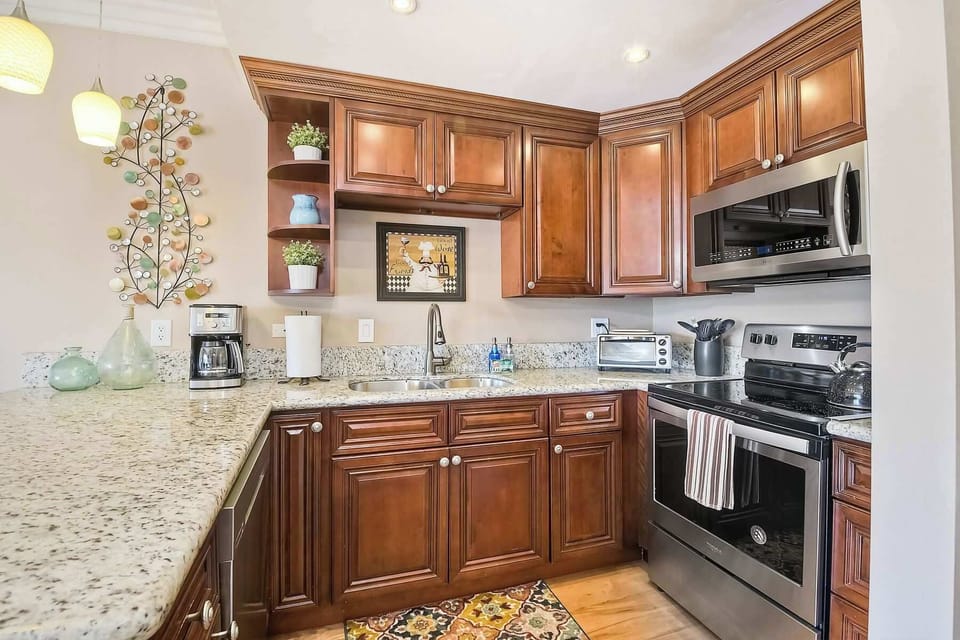 Fully equipped kitchen