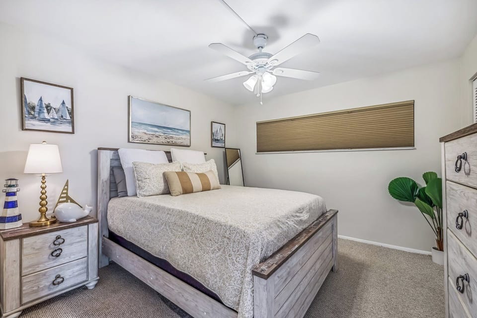 Guest Bedroom with Queen Bed & TV