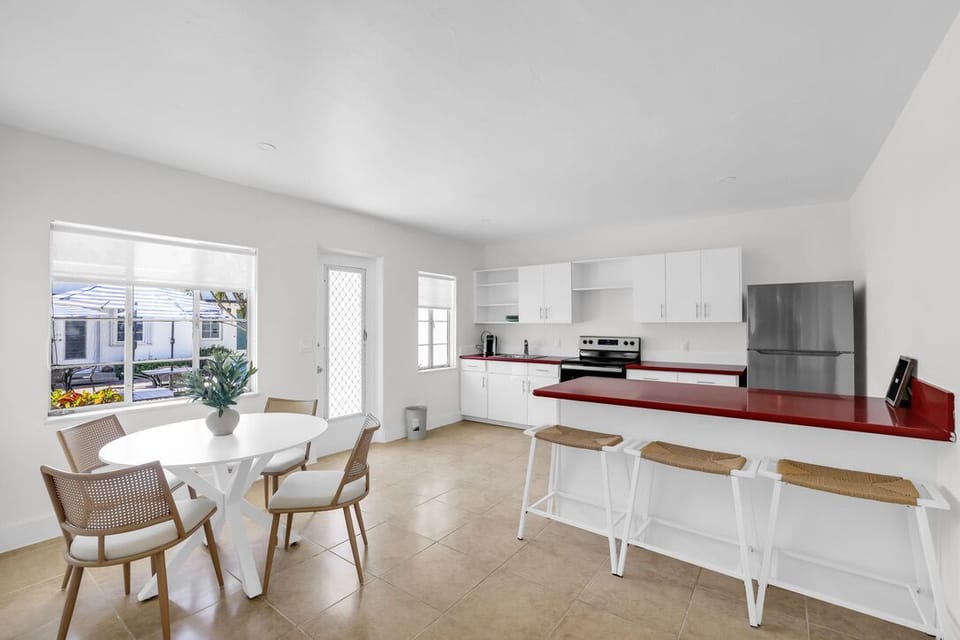 Kitchen/Dining