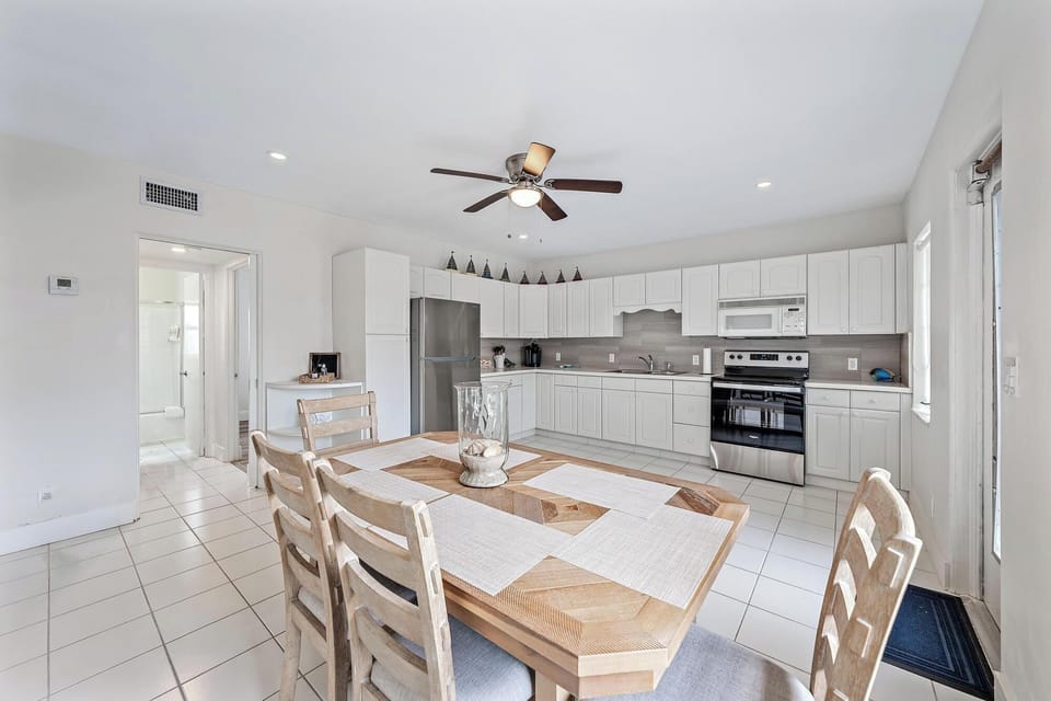 Kitchen and Dining 
