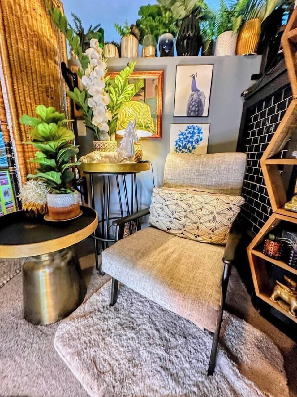 The sitting/reading area. I in the master suite 