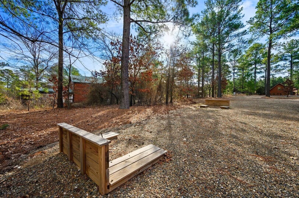 Try your hand at horseshoes at the horseshoe pit.