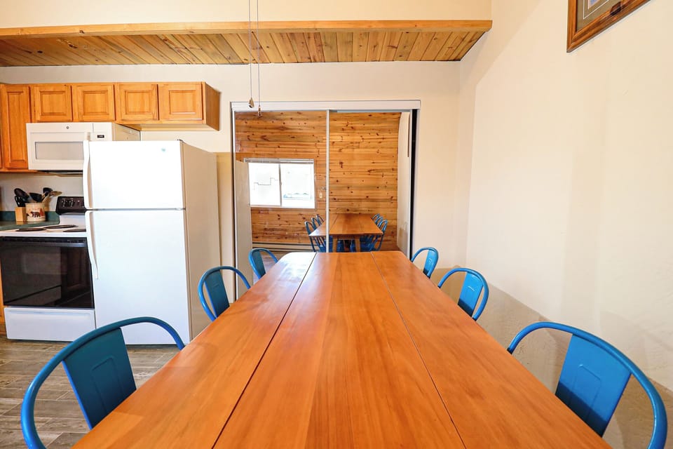Dining Seating for Six