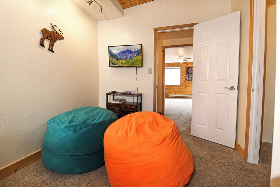 Entertainment Area in Second Bedroom w/ Bean Bag Seats