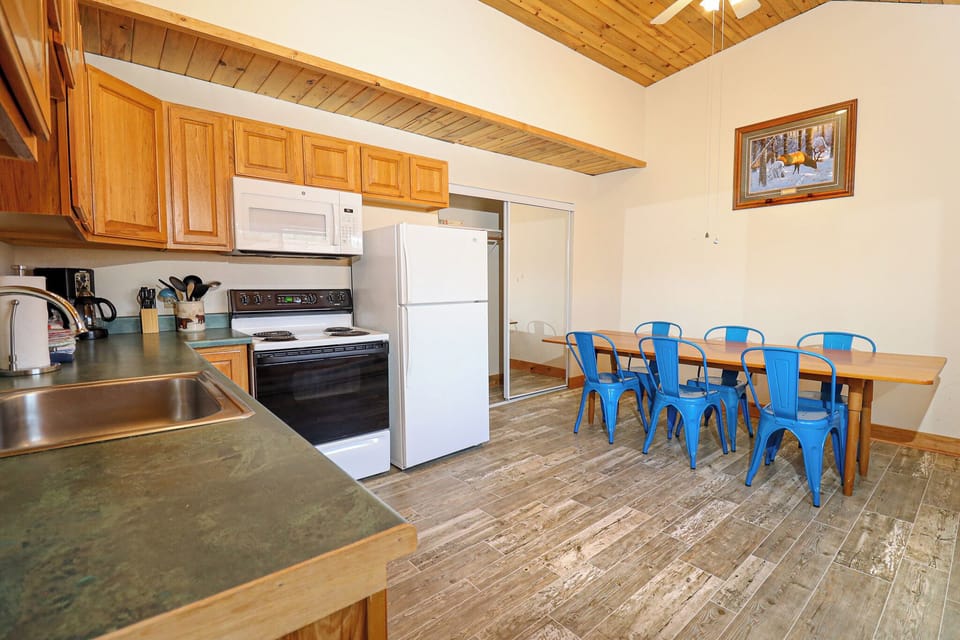 Kitchen and Dining Seating
