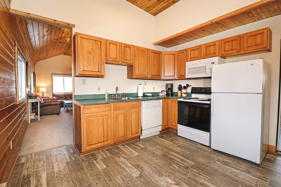 Full Kitchen
