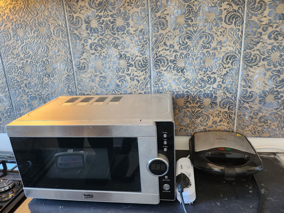 Microwave