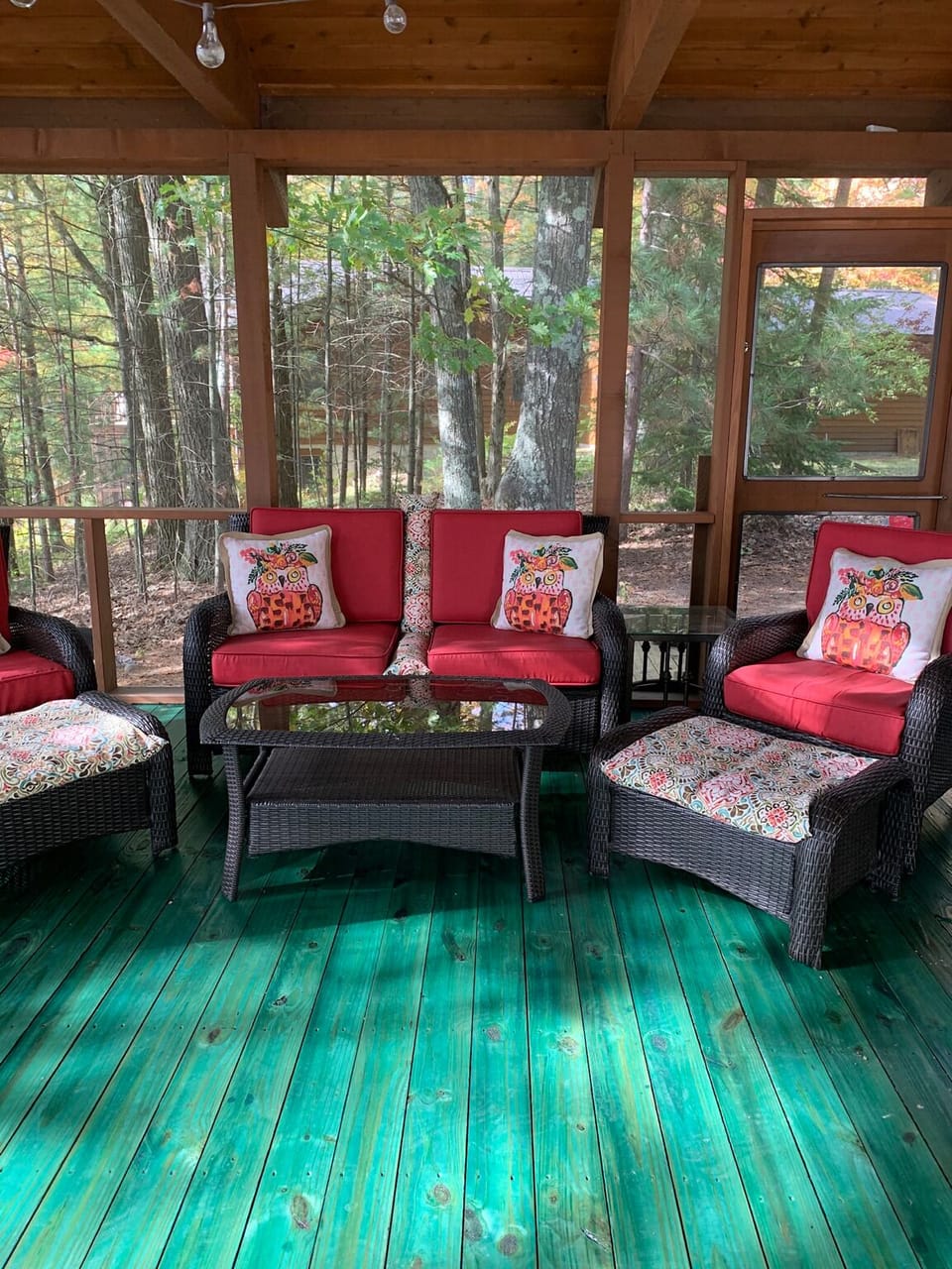 Screened in porch