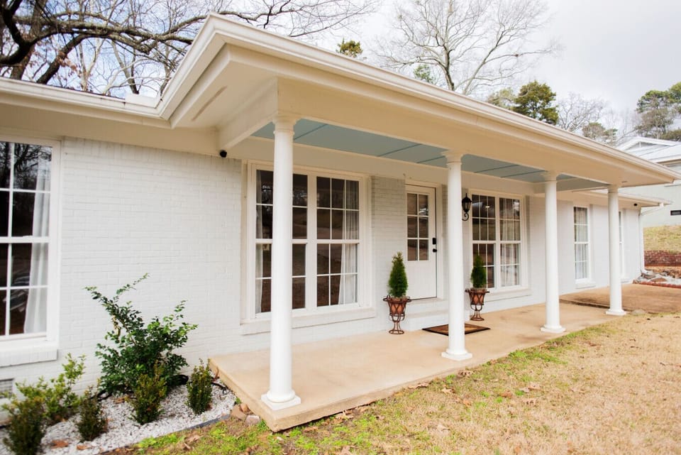Front Of House View 2