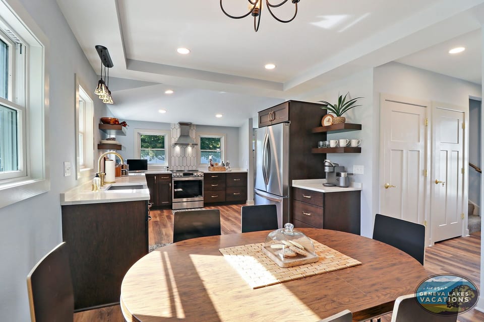 Beautiful open concept kitchen and dining area. Seating for 8 guests.
