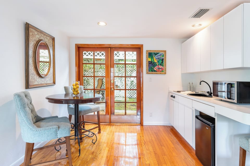 Guest house kitchenette.