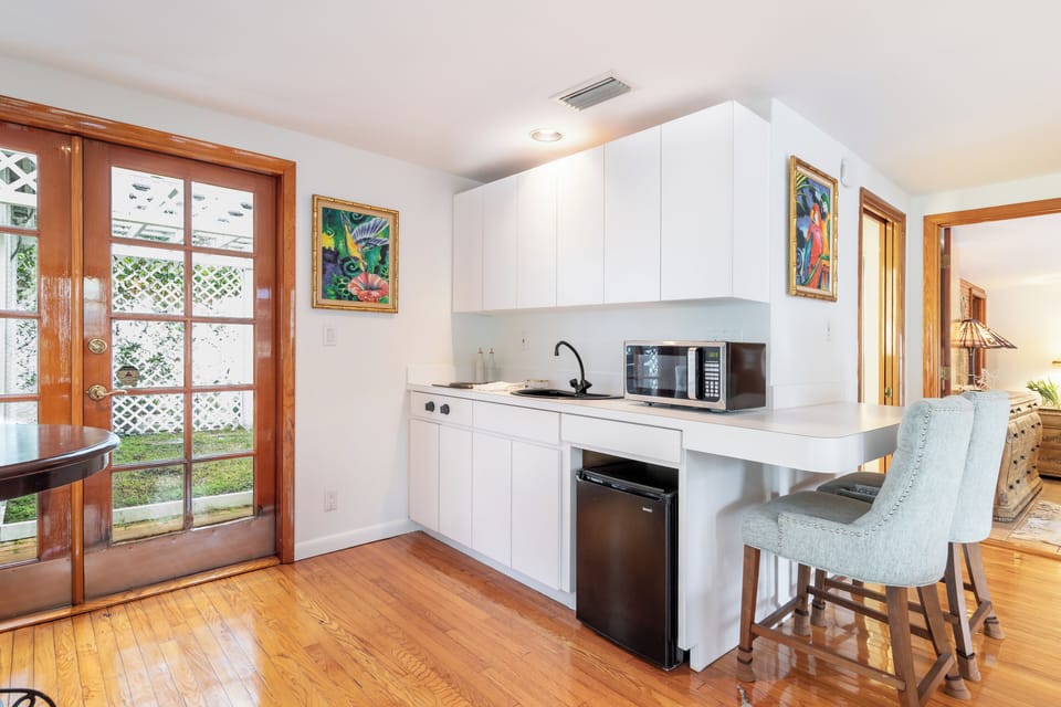 Guest house kitchenette.