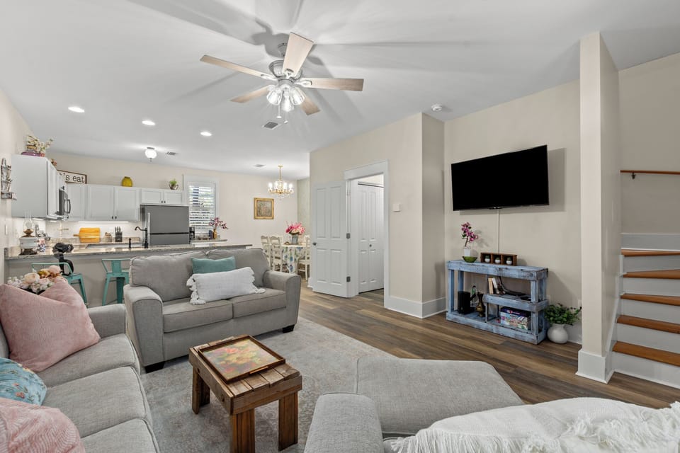 Great open floor plan with ample space for larger families