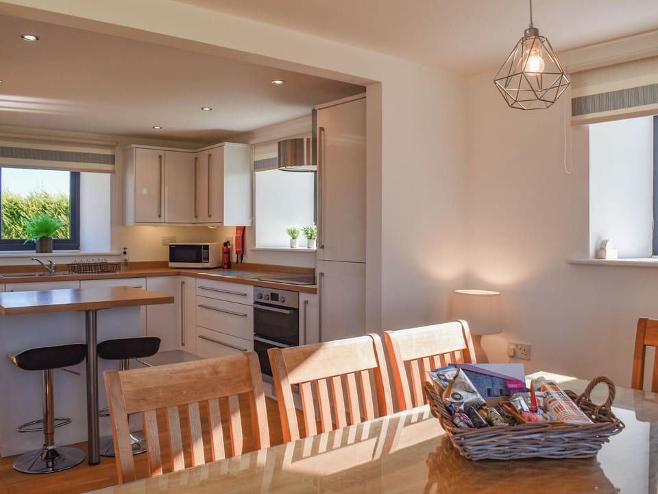 Kitchen/diner | The Granary - The Granary Cottages, Whitby