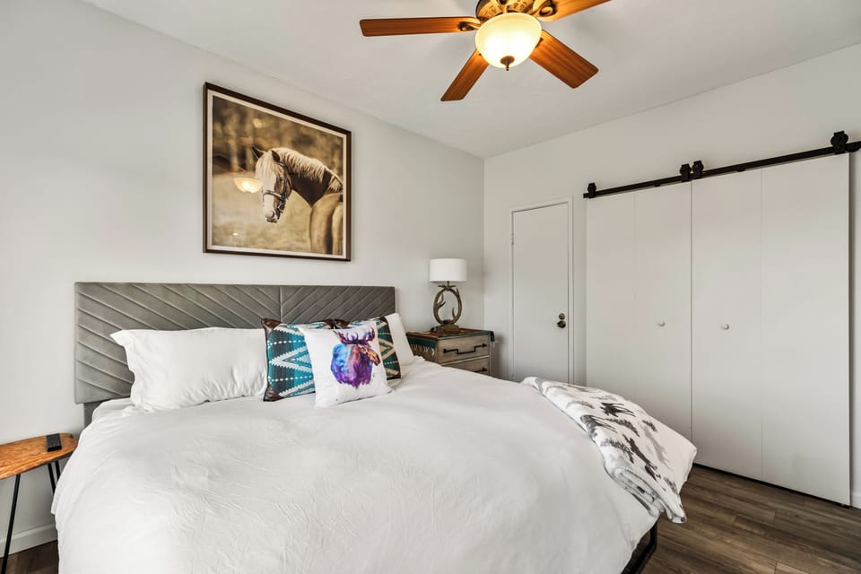 Bedroom (3)