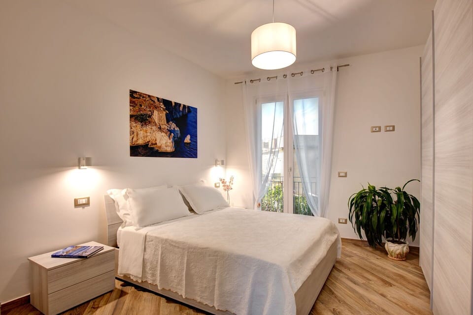 Autumn, Bedroom, Spring, Summer, Winter