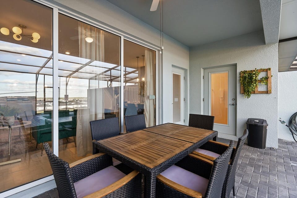 Patio Dining