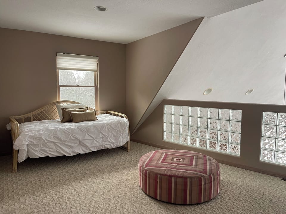 Daybed in loft