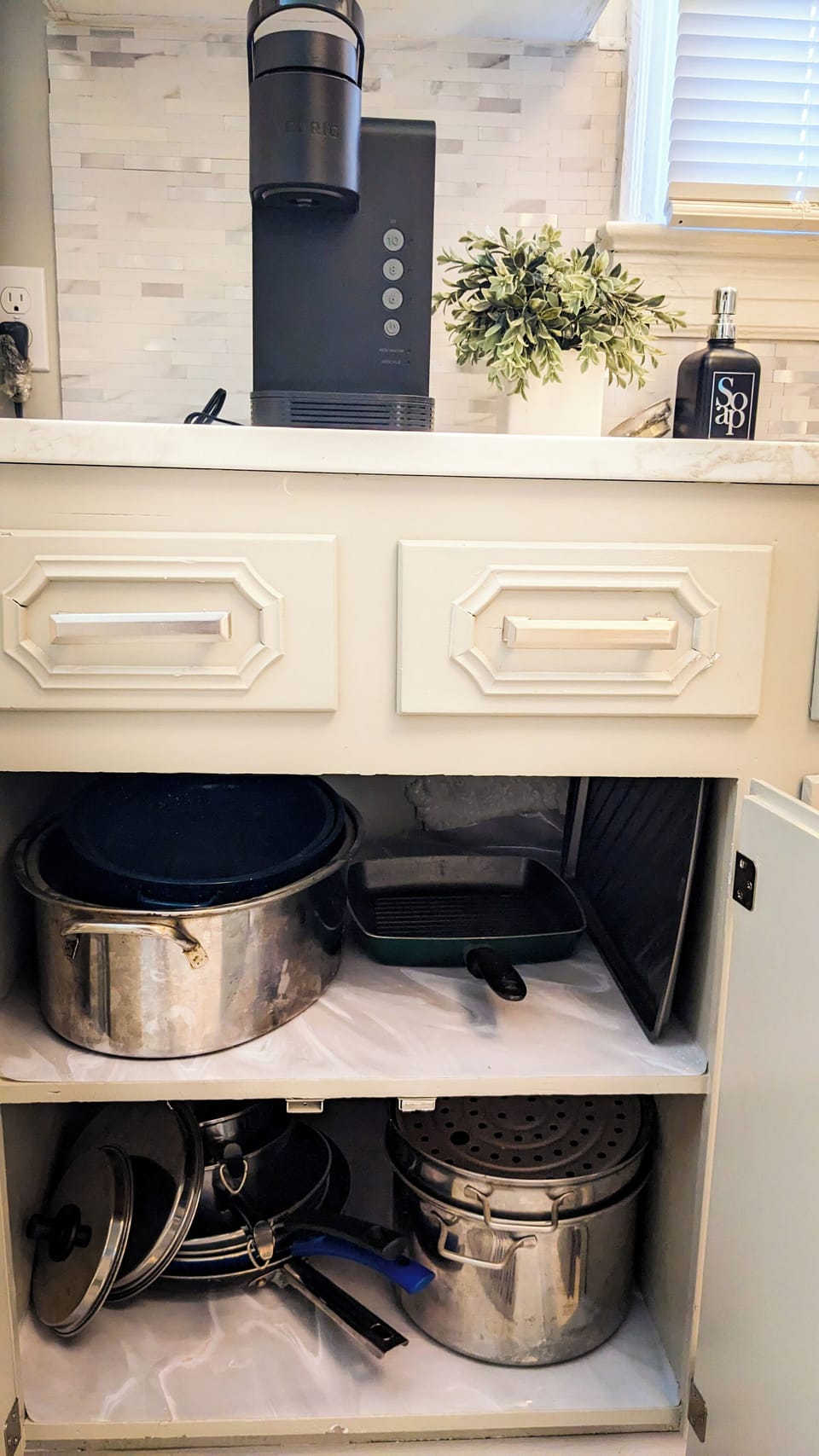 Pots and Pans provided