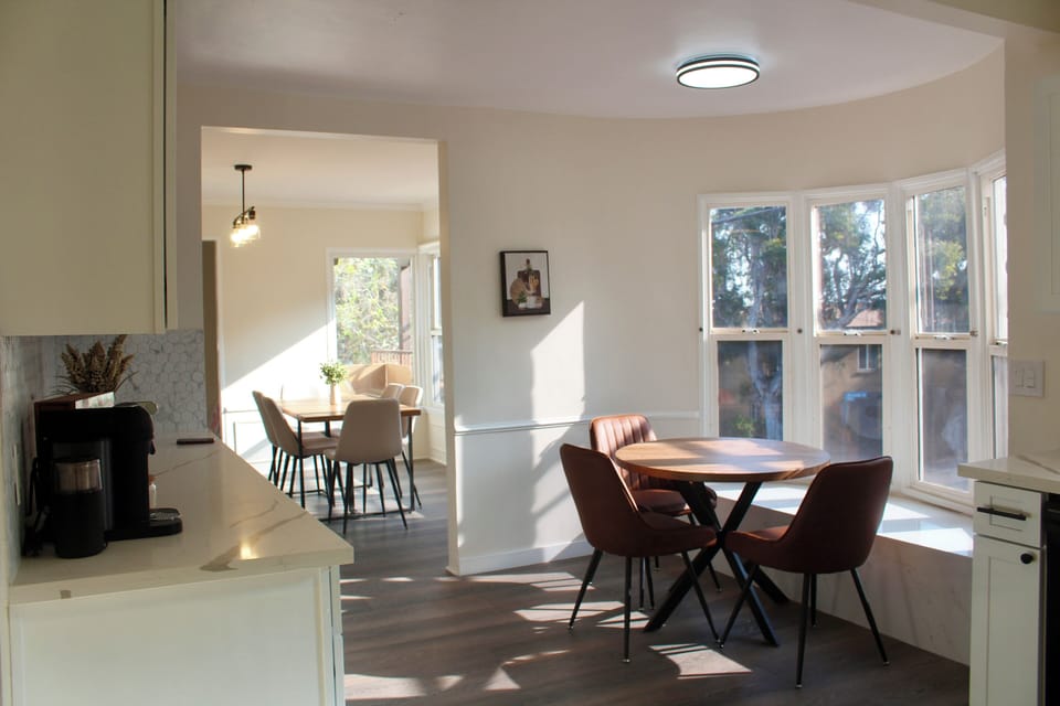 Breakfast Nook