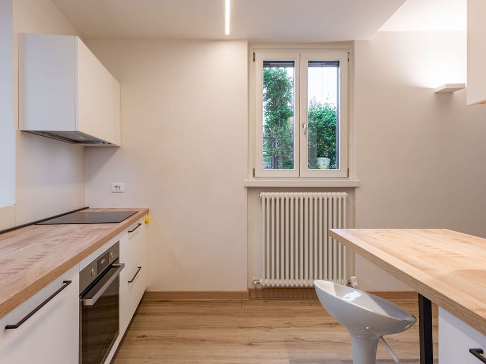 Cabinetry, Furniture, Wood, Building, Flooring, Architecture, Table, Floor, Line