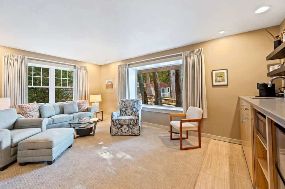 Just off the main entrance, you'll find the Master Suite that features a full bathroom, private living area and kitchenette.