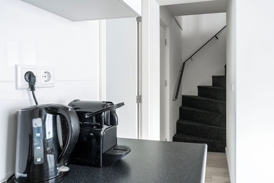 Stairway to second floor, and access to second bedroom
Bed and Coffee offers a cheap studio apartment in Eindhoven Center, as an attractive alternative to a Hotel Eindhoven.