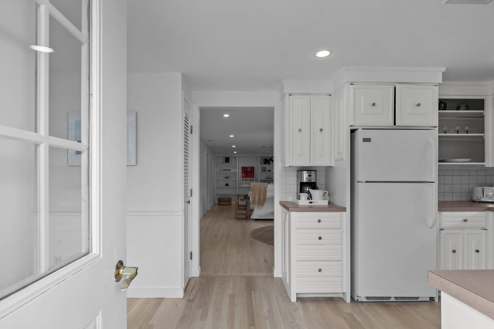 Secondary Entrance and Kitchen