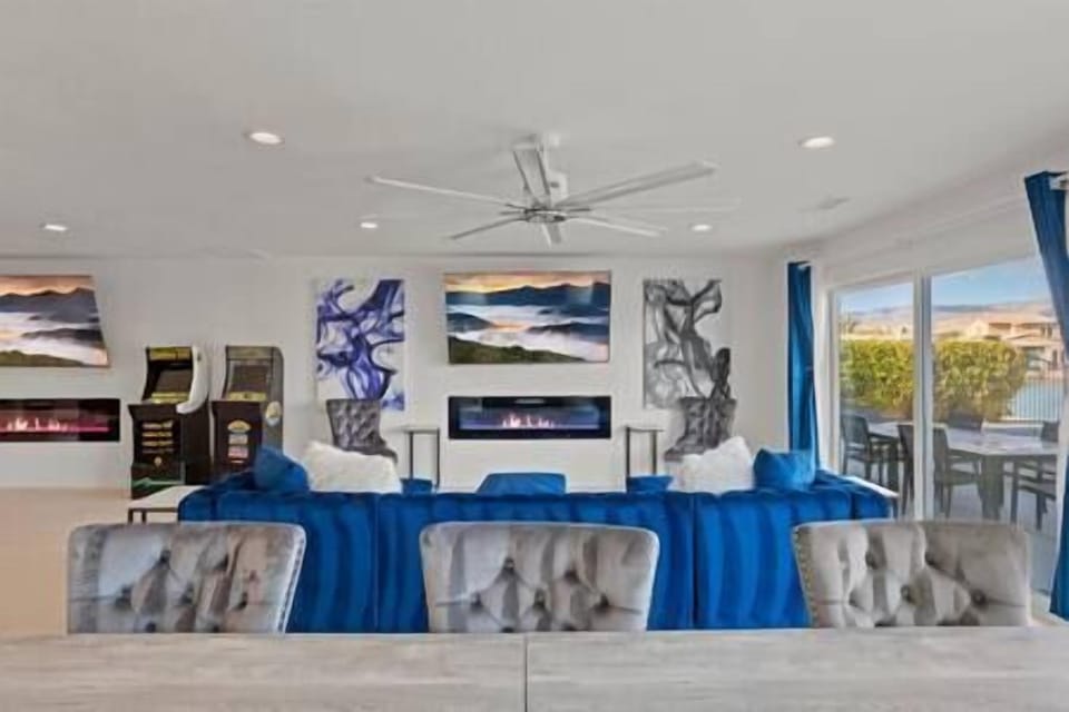 Lakefront Getaway: Pool, Spa & Game Room Fun (2)