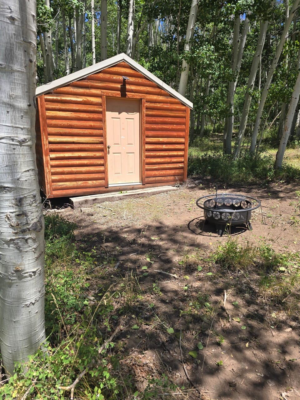 Sleeping Cabin with Fire pit