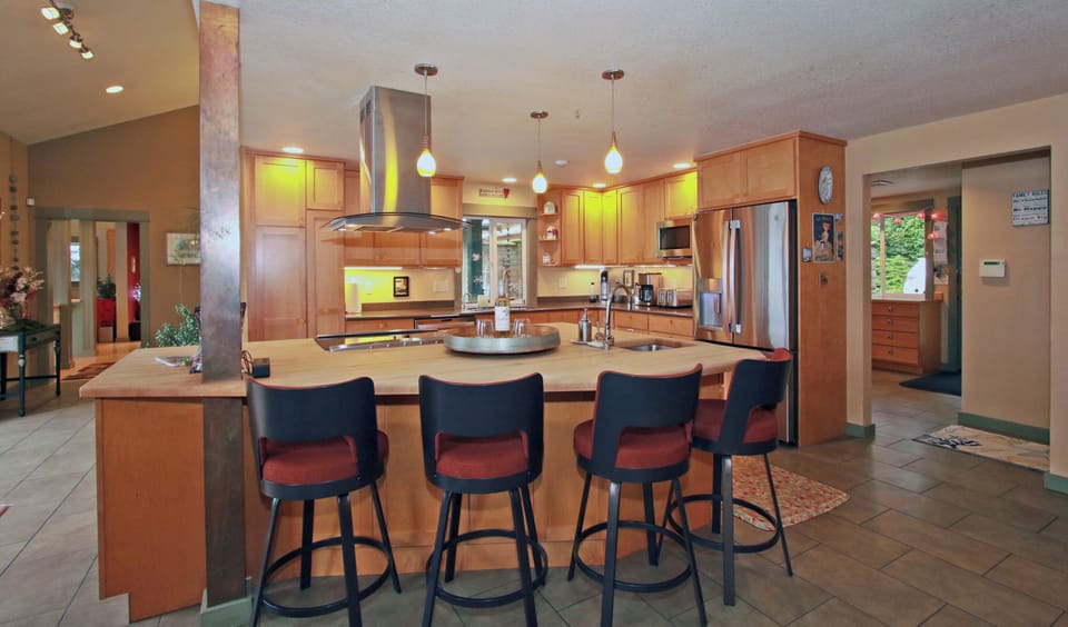 Kitchen (2)