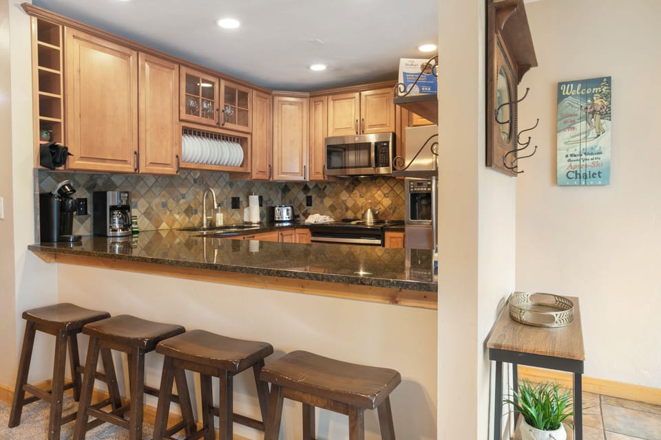 Breakfast Bar