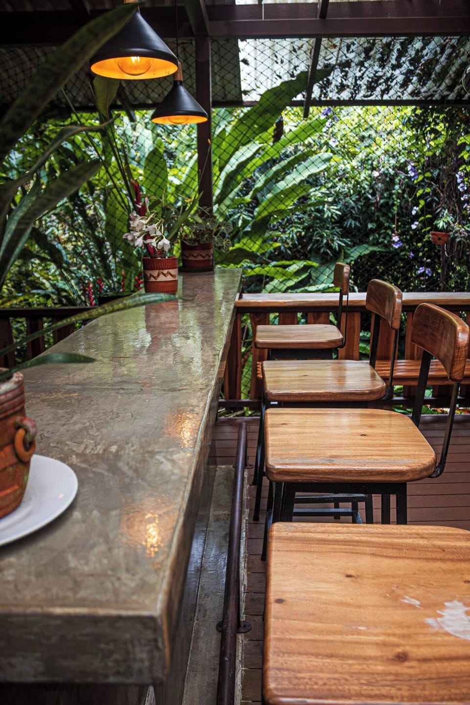 Outdoor dining