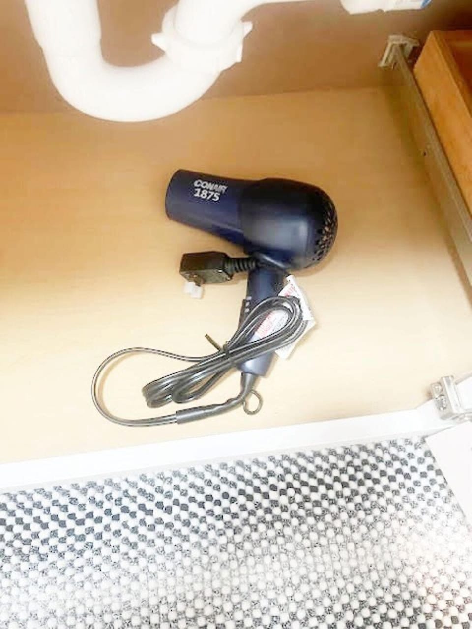 Bathroom amenities