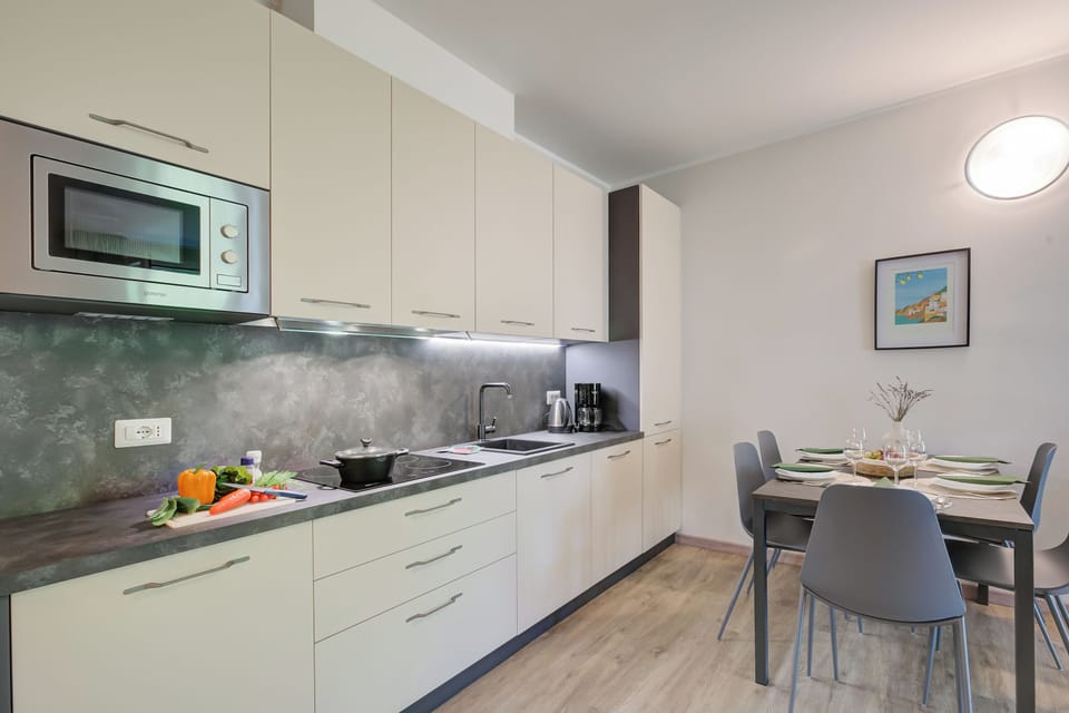 Kitchen and dining area