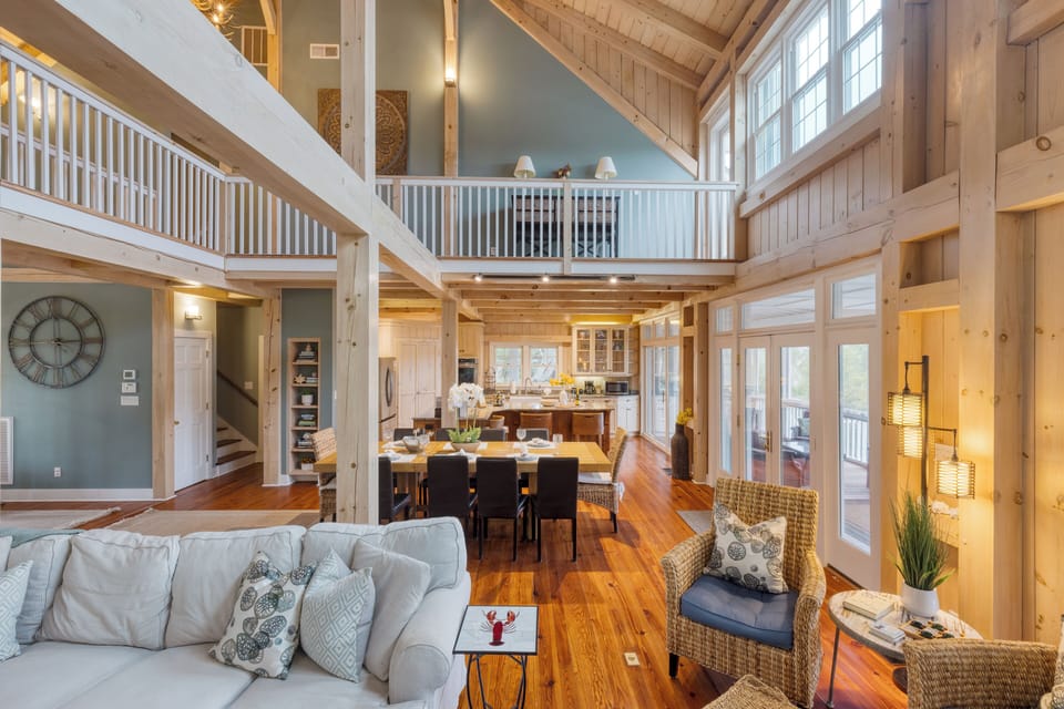 Open layout makes it easy for your group to connect.