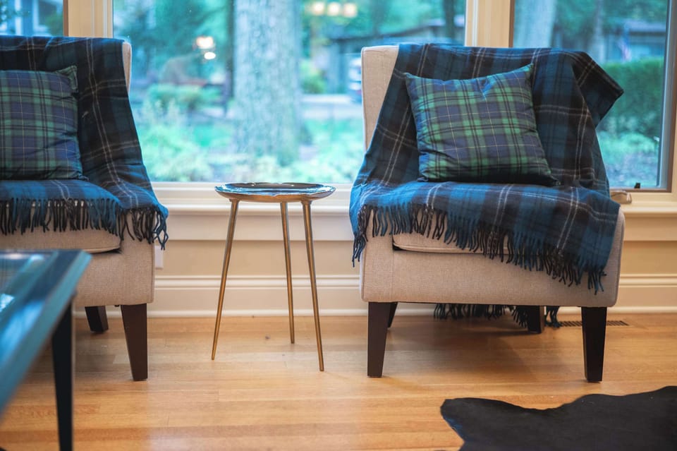 Curl up in the chic living room & stream all your favorite entertainment
